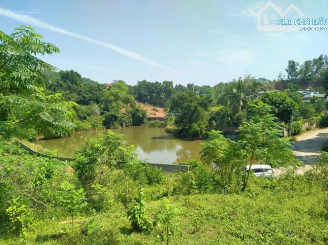Chuyển nhượng 700m đất hoà sơn view hồ, cạnh đường đông dương - 1