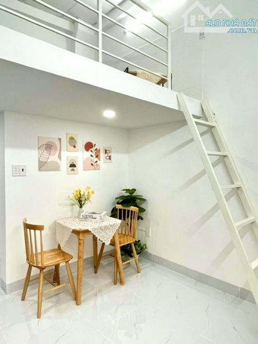 BÁN CHDV QUẬN 7 - DOANH THU 45 TRIỆU - HẺM XE HƠI - SỔ VUÔNG - FULL NỘI THẤT - DT 91m2 - 1