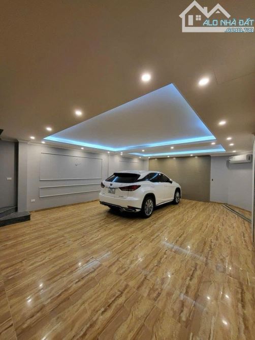 PHỐ HUỲNH THÚC KHÁNG - NGUYÊN HỒNG - TÒA BUILDING 2 MẶT TIỀN 10M & 7M - 80M2 - 8 TẦNG - 16