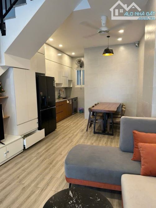 BÁN NHÀ 2 TẦNG-HXH-SÁT CHỢ CÂY XOÀI-CÁT LÁI -QUẬN 2-76M2- GIÁ RẺ 6,4 TỶ THƯƠNG LƯỢNG - 2