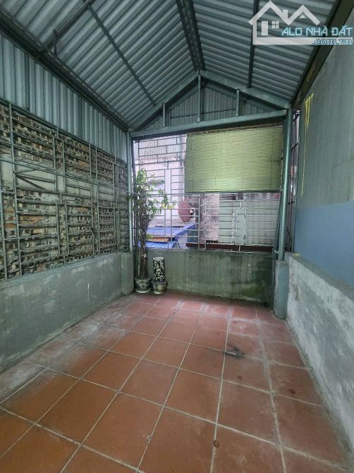 BÁN NHÀ BÙI NGỌC DƯƠNG – QUẬN HAI BÀ – NGÕ 3 GÁC THÔNG TỨ TUNG – 2 THOÁNG TRƯỚC SAU – CÁCH - 2