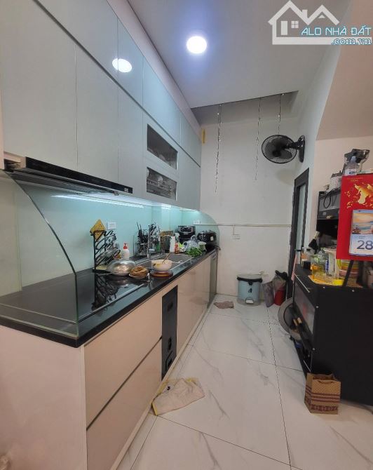 BÁN NHÀ NGUYỄN KHANG YÊN HÒA CẦU GIẤY 8 .35 TỶ 33m 5 TẦNG MT 4.9m NHÀ MỚI Ở SƯỚNG - 2