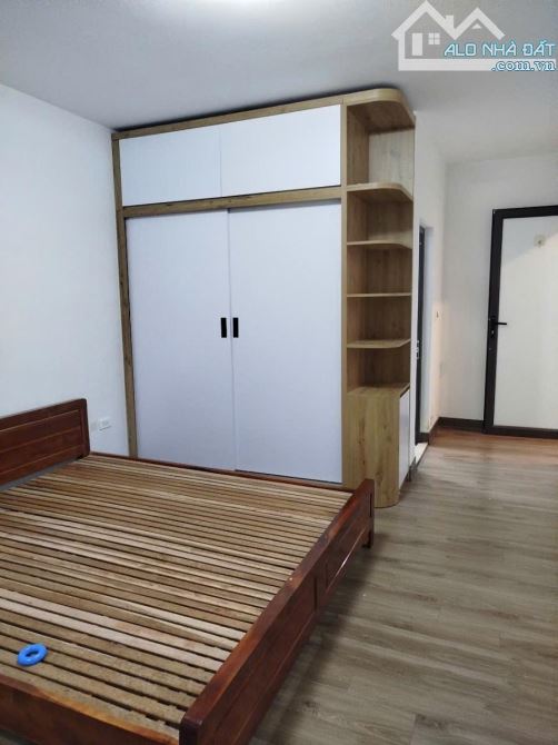 Nhà 4 tầng Đức Thượng 40m2, mặt tiền 4m, ô tô nhỏ, gần chợ, gần hồ Chỉ 4.x Tỷ - 2