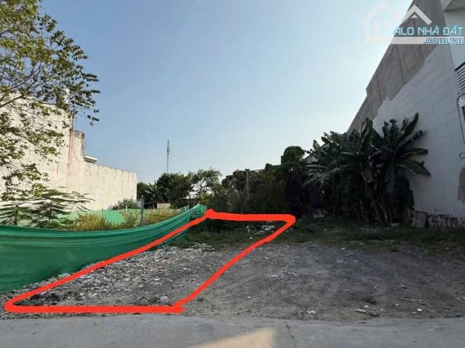 BÁN LÔ ĐẤT 115M2- THỊ TRẤN TÂN HIỆP - GIÁ 1 TỶ 450 TRIỆU - GIÁ ĐẦU TƯ- GỌI CHO EM - 2