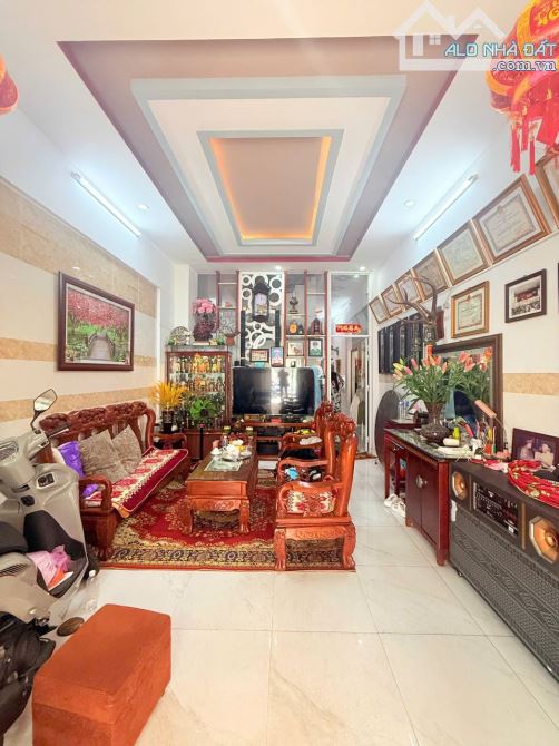 NHÀ HẺM 214 NGUYỄN OANH – 1 TRỆT 2 LẦU 45M2 CHỈ 3,25 TỶ - 2