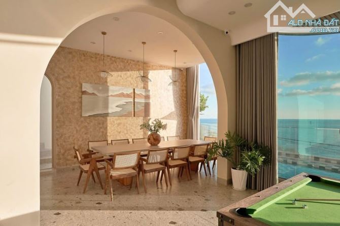 🌟 ✨ BÁN BIỆT THỰ ĐẲNG CẤP VIEW BIỂN BÃI TRƯỚC - GIÁ 40 TỶ - DÒNG TIỀN 150TR/THÁNG - 2