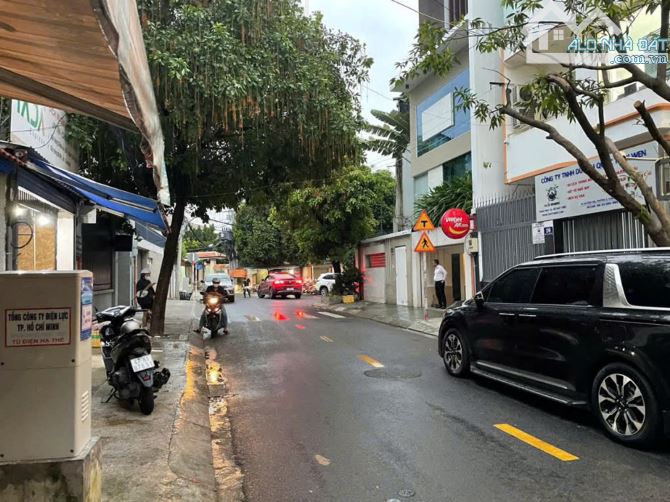 Bán nhà mặt tiền đường Đồng Nai, P2, TB.(DT:12.88x19m) - 3 lầu - Giá 69 tỷ - 2
