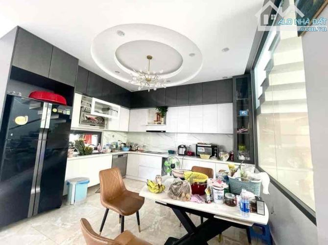 BÁN CĂN BIỆT THỰ HỒ BƠI - GÓC 2 MẶT TIỀN NGÔ THÌ HIỆU CHỈ 11,8 tỷ - 2