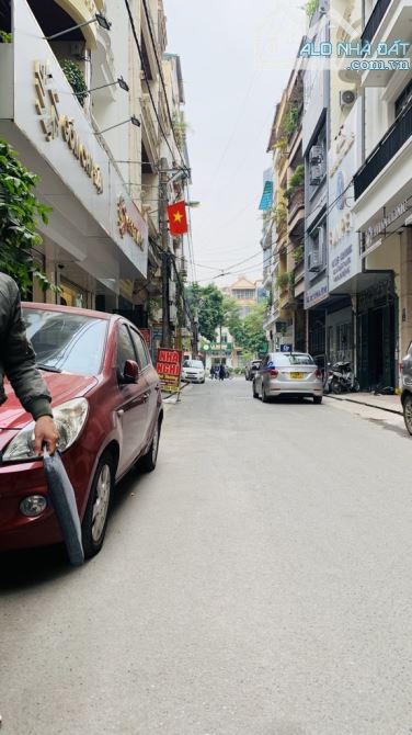 Bán nhà Trung Kính DT 78m2, MT 5.6m, Phân Lô, Ô tô tránh, vỉa hè, Giá 32.9 tỷ - 2