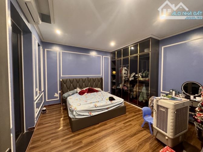 Bán nhà Phúc Đồng 3 tầng 100m đẹp long lanh, hàng xóm đại gia giá hơn 10 tỷ - 2