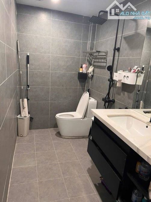 Bán nhà Liên Mạc 5 tầng đẹp cực kỳ, ô tô, sẵn nội thất chỉ việc xách va li về ở- 32m2- 5.2 - 2
