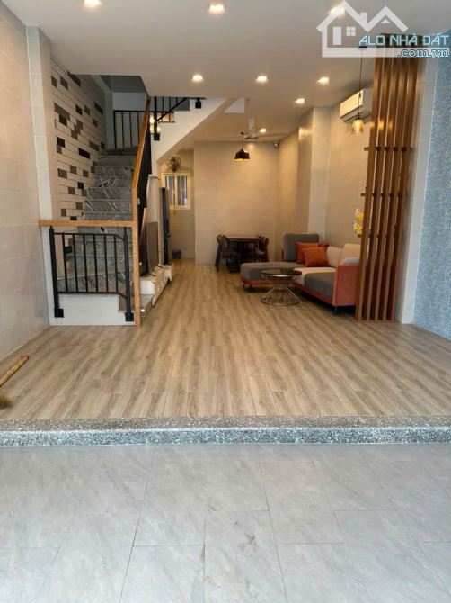 BÁN NHÀ 2 TẦNG-HXH-SÁT CHỢ CÂY XOÀI-CÁT LÁI -QUẬN 2-76M2- GIÁ RẺ 6,4 TỶ THƯƠNG LƯỢNG - 3