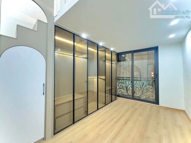 Nhà Tân Mai – Hoàng Mai 30m 6 tầng thang máy – full đồ - 1 bước ra Phố Tân Mai, 5,6 tỷ. - 3