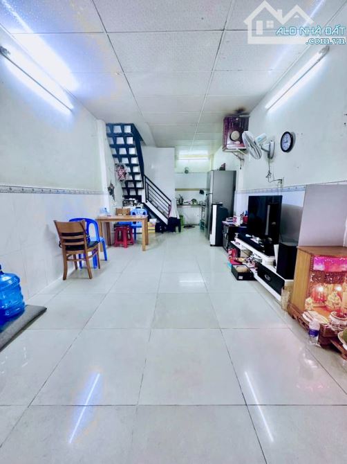QUẬN 10, GẦN TRƯỜNG QUỐC TẾ VIỆT ÚC, 3 THÁNG 2, 2 TẦNG, 30m2, CHỈ 5.15 TỶ - 3