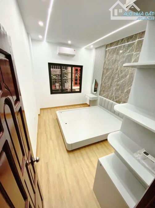Nhà đẹp Định Công Hoàng Mai 32m2 4 tầng – lô góc – 10m ô tô, mới cứng, 5,8 tỷ. - 3