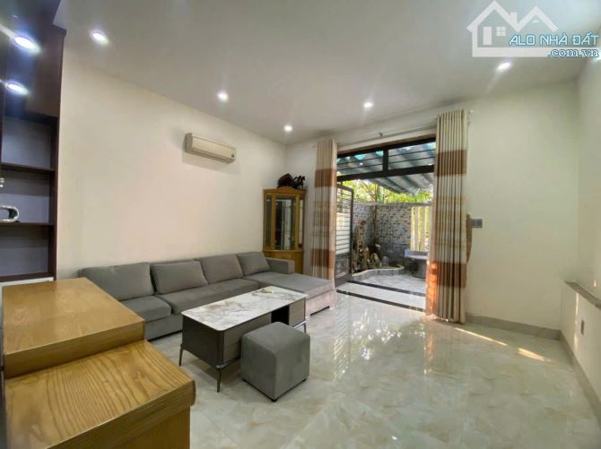 Bán biệt thự 3 tầng 182m đất (10x18) mặt tiền đường 15m Xuân Quỳnh Khu Nam Việt Á - 3