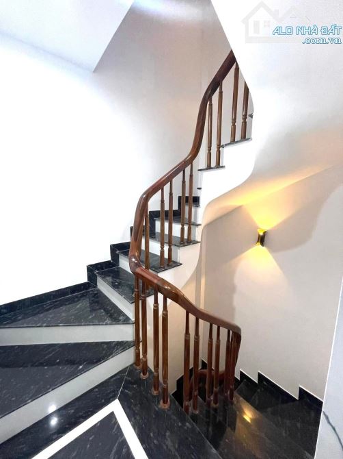 Nhà đẹp lung linh Hoàng Cầu, 7 tầng thang máy sịn sò, 44m2, mặt tiền 4,1m, nhỉnh 15 tỷ - 3