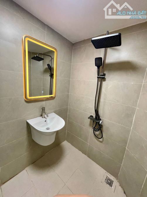 Bán nhà mặt phố Khương Thượng, 30mx3 tầng, giá 6.9, kinh doanh đa dạng, lô góc 3 thoáng - 3