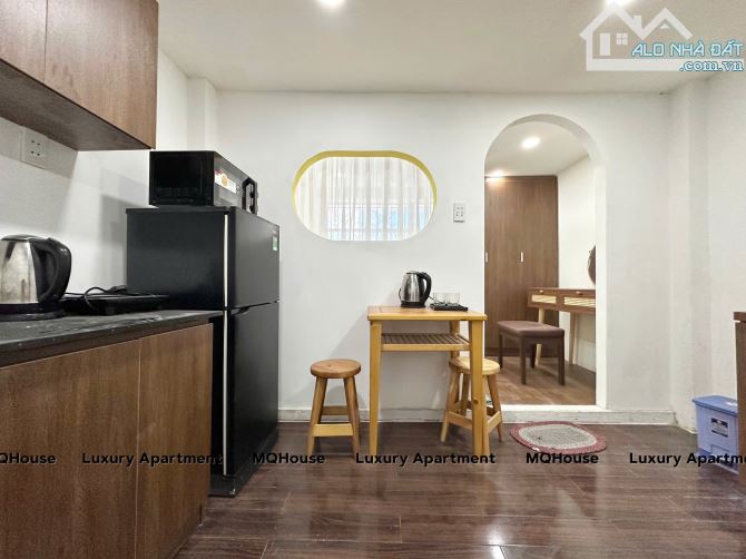 Căn hộ cho thuê ngay trung tâm quận 10, phòng tách bếp siêu rộng, cửa sổ đón nắng - 3