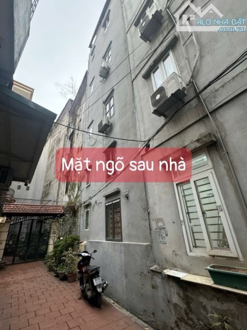 BÁN NHÀ PHÂN LÔ Ô TÔ VÀO NHÀ - HOÀNG QUỐC VIỆT – CẦU GIẤY - 2 MẶT THOÁNG CHỈ 17,9 TỎI - 3