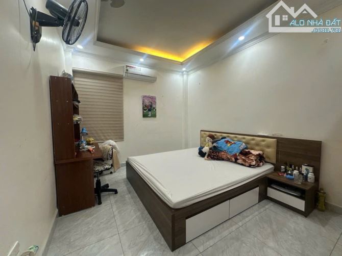 Bán nhà Tứ Hiệp 40m 5t ô tô đỗ trước nhà vị trí đẹp KD về ở luôn giá 8.6 tỷ - 3