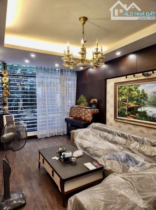 Bán nhà ngõ 10M Vỉa hè KINH DOANH Trần Quốc Hoàn, Cầu Giấy 50m 5T MT4,13 Sổ A4 19,69 tỷ - 3
