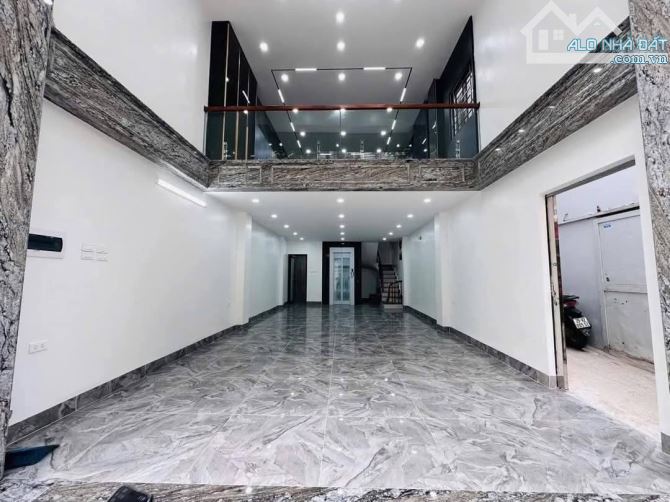 Bán nhà phân lô Nguyễn Văn Huyên 7 tầng, thang máy, gara ô tô, 30m ra phố, chỉ 18.5 tỷ. - 3