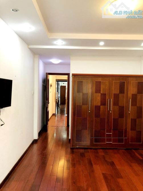 BÁN NHÀ NGUYỄN CỬU VÂN, BÌNH THẠNH -  HẺM XE HƠI - KẾ Q1 - 3 TẦNG - DT 105M2 - NHỈNH 13 TỶ - 3