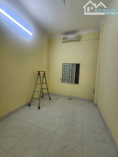 BÁN NHÀ BÙI NGỌC DƯƠNG – QUẬN HAI BÀ – NGÕ 3 GÁC THÔNG TỨ TUNG – 2 THOÁNG TRƯỚC SAU – CÁCH - 4