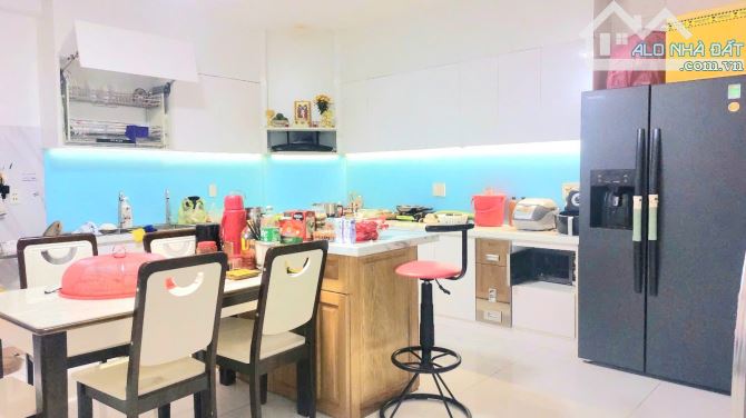 💥 Mặt tiền KINH DOANH đường 10,5m HUỲNH TẤN PHÁT, DT 100m2 x 4 Tầng – chỉ 12 tỷ x - 4