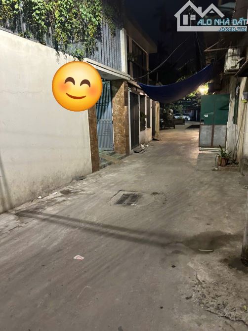 Bán gấp NR: Giáp Nhị, Hoàng Mai: Diện tích siêu rộng 141m2, ô tô vào, chỉ 5.8 Tỷ - 4