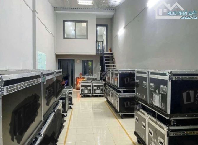 Bán nhà Tân Hóa hẻm 10m xe hơi ngủ trong nhà, ngang 4,8m, dts 132m2 gần mặt tiền. - 4