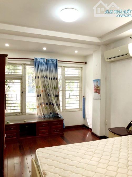 BÁN NHÀ NGUYỄN CỬU VÂN, BÌNH THẠNH -  HẺM XE HƠI - KẾ Q1 - 3 TẦNG - DT 105M2 - NHỈNH 13 TỶ - 4