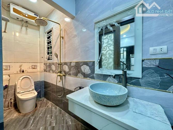 Bán nhà Phúc Đồng 3 tầng 100m đẹp long lanh, hàng xóm đại gia giá hơn 10 tỷ - 4