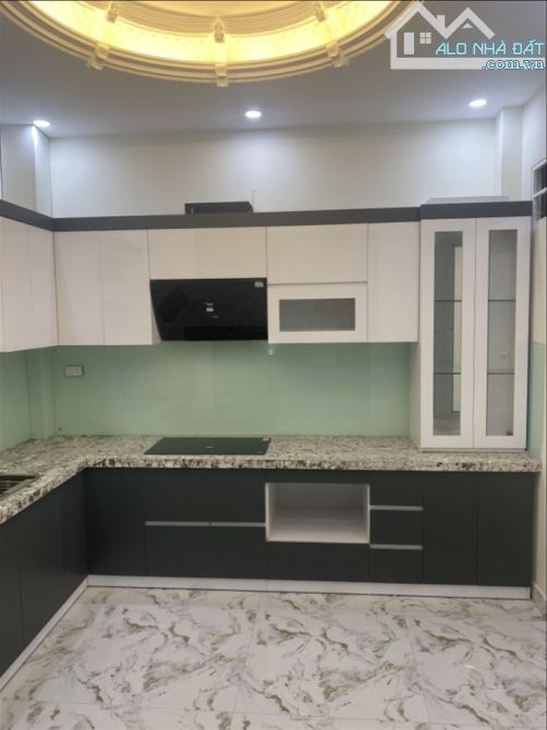 Cần bán gấp nhà Gia Quất 53 m 4 tầng phân lô ngõ ô tô kinh doanh 10 tỷ - 5