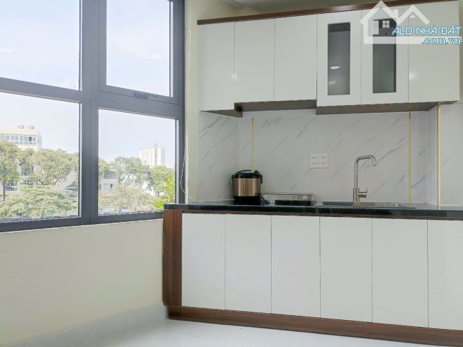 Cho thuê căn hộ ban công, Q3 || đường Hoàng Sa || gần Vòng xoay Dân Chủ, Ga Sài Gòn - 5