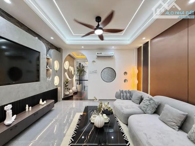 GIẢM SÂU 500 TRIỆU CHO CĂN NHÀ CÔ BẮC, QUẬN 1-GIÁ: 5.98TỶ/ 72,8M2(5,6x13m). SỔ SẴN SACH,ĐA - 5