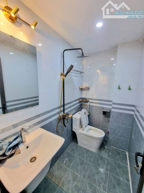 BÁN NHÀ TRƯƠNG ĐỊNH 24 M2 X 4 TẦNG FULL NỘI THẤT NGÕ THÔNG KINH DOANH GIÁ 5,8 TỶ - 5