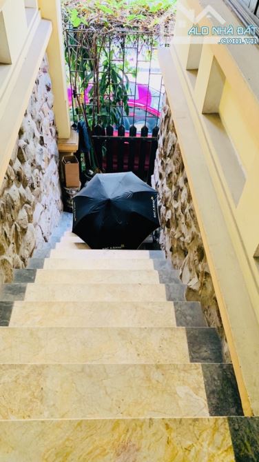 Bán nhà Trung Kính DT 78m2, MT 5.6m, Phân Lô, Ô tô tránh, vỉa hè, Giá 32.9 tỷ - 5