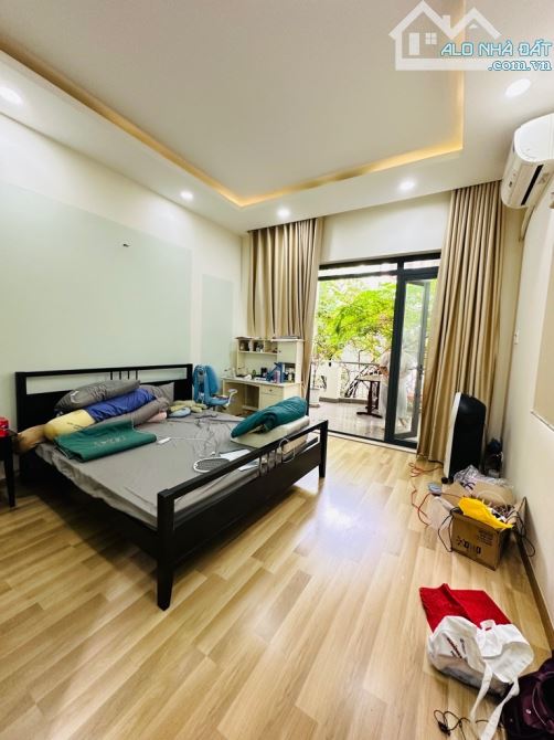 Khu VIP Huỳnh Văn Bánh - PN - Nhà 4 Tầng - DT 77m2(MT 4m) Chỉ 12 Tỷ 499 TL - 6