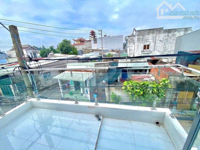 Bán nhà lầu mặt tiền hẻm kinh doanh SHR_Thổ cư đường oto _VT2 Nguyễn Ái Quốc . - 6