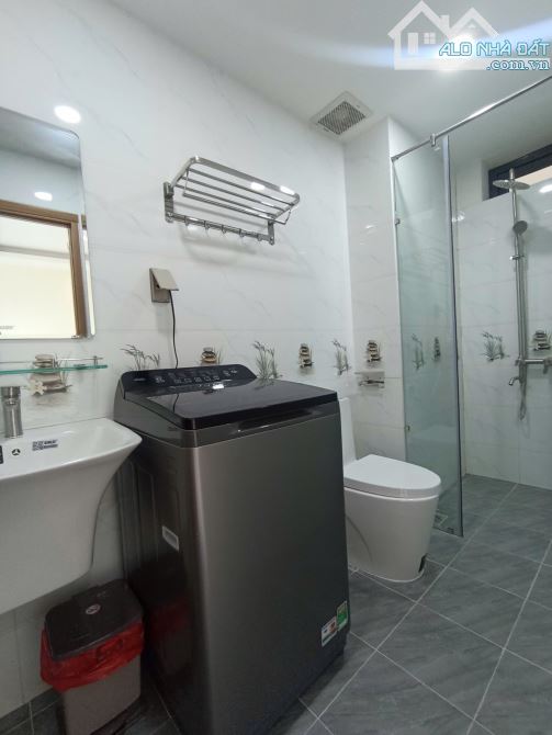 Cho thuê căn hộ ban công, Q3 || đường Hoàng Sa || gần Vòng xoay Dân Chủ, Ga Sài Gòn - 6