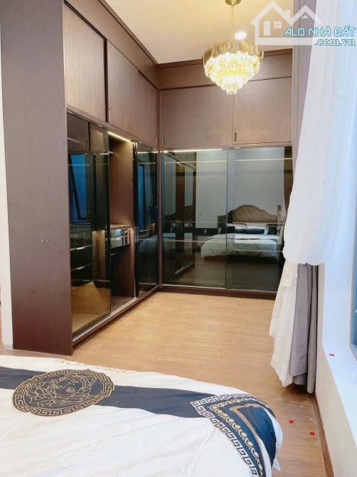 💥Nhà đẹp 1 trệt 2 lầu mặt tiền kinh doanh Nguyễn Công Trứ - 7 x 12m - 7.5 tỷ - 6