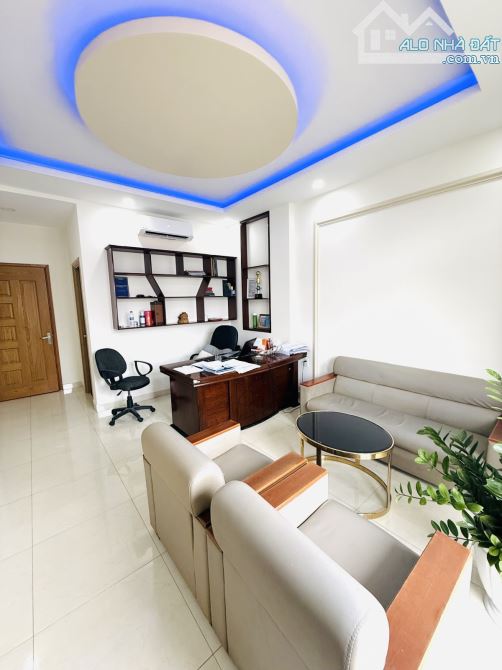 Bán Nhà  Q12 - 84M2 (4 x 21 ) - 4Tầng - Hẻm Nhựa Xe hơi - Nhỉnh 9Tỷ.. - 6