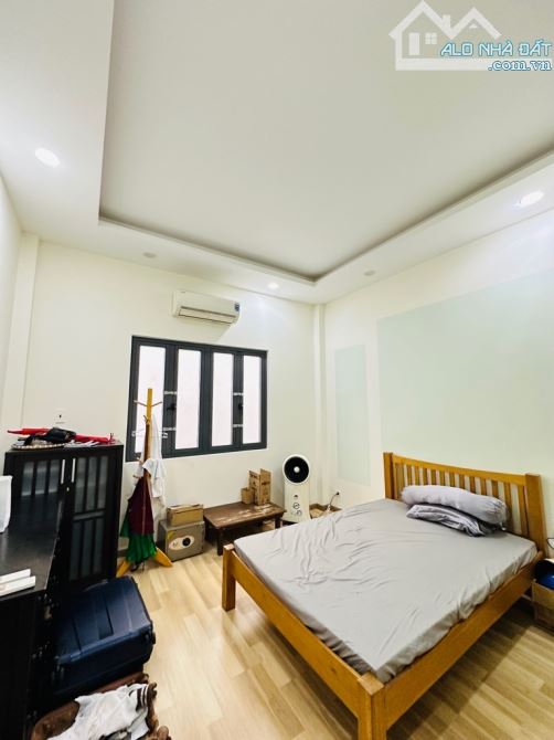 Khu VIP Huỳnh Văn Bánh - PN - Nhà 4 Tầng - DT 77m2(MT 4m) Chỉ 12 Tỷ 499 TL - 7