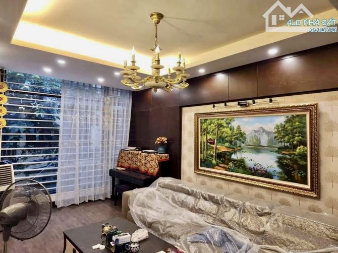 Bán nhà ngõ 10M Vỉa hè KINH DOANH Trần Quốc Hoàn, Cầu Giấy 50m 5T MT4,13 Sổ A4 19,69 tỷ - 7