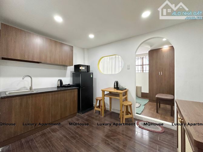 Căn hộ cho thuê ngay trung tâm quận 10, phòng tách bếp siêu rộng, cửa sổ đón nắng - 8