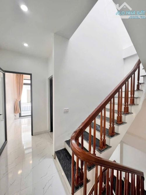 🌻🌻🌻 Căn nhà 3 tầng xây mới ngõ đường Ngô Tất Tố thông sang Đinh Công Tráng - P. Lộc Hạ - 8