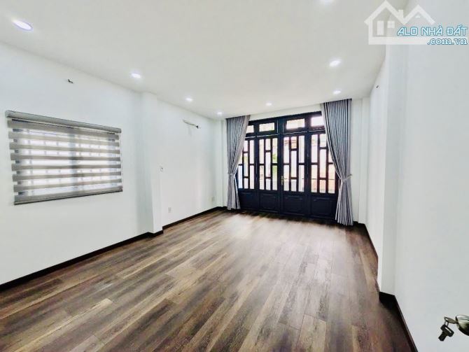 Tân Bình khu Bàu Cát- Ni Sư Huỳnh Liên 45m2 5 TẦNG mới đẹp chỉ 6 tỷ nhỉnh - 9