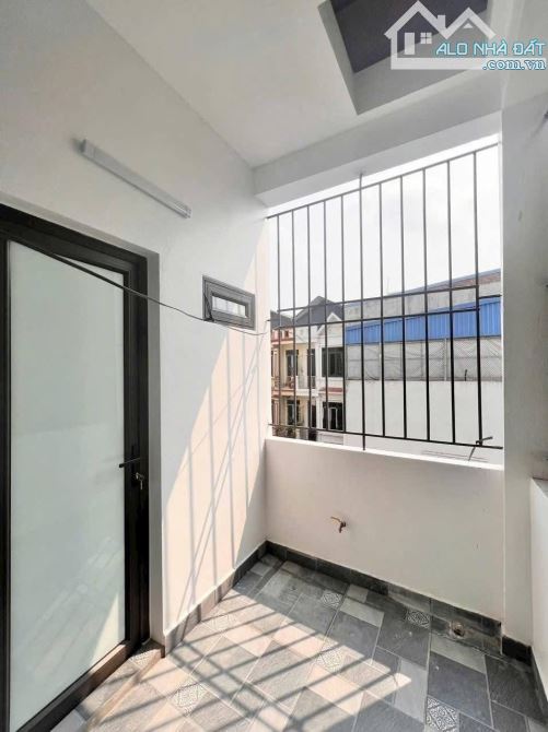 🌻🌻🌻 Căn nhà 3 tầng xây mới ngõ đường Ngô Tất Tố thông sang Đinh Công Tráng - P. Lộc Hạ - 9